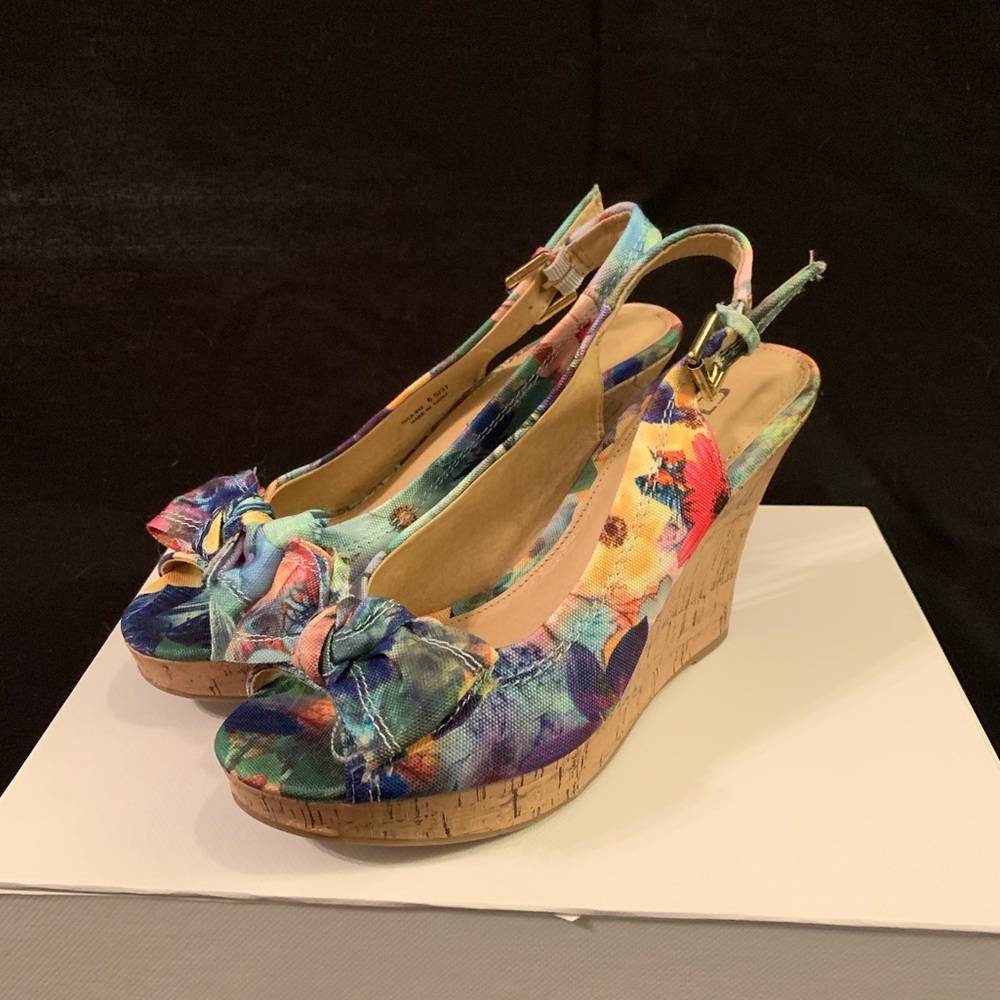 Chinese Laundry Espadrilles